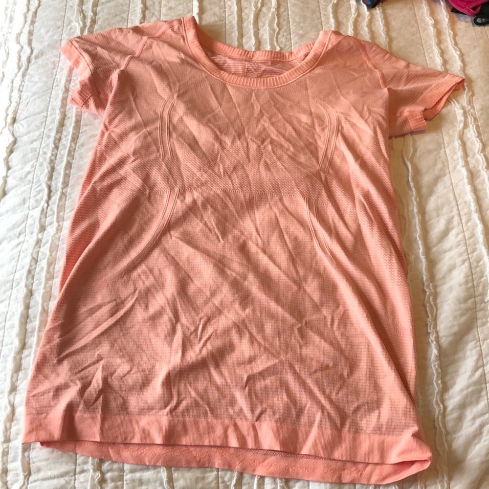 Lululemon tops